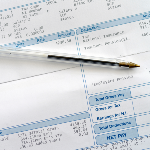 Busta Paga e Diritto del Lavoro – Base: Contratti, Contributi e Calcolo in Pratica